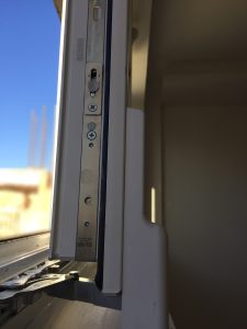 درب و پنجره فولکس واگنی الومینیوم-upvc